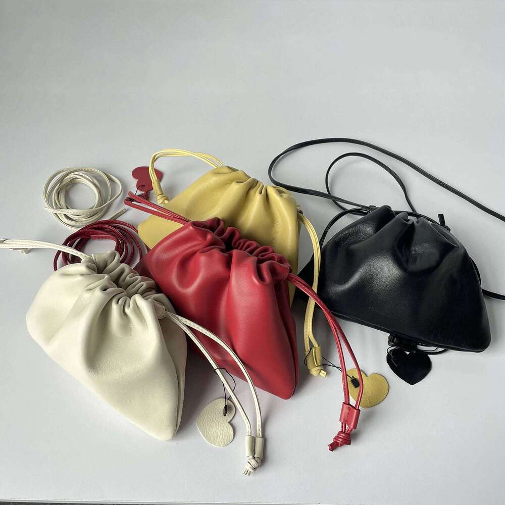 Sheepskin drawstring cloud 2025 summer new design soft genuine leather handbag shoulder fashionable women crossbody bag