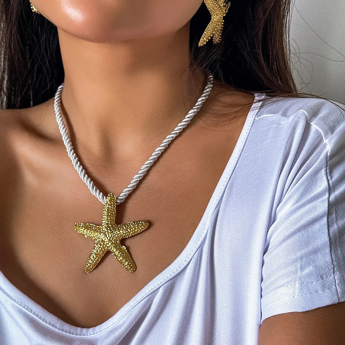 Exaggerated Big Starfish Pendant Necklace for Women Punk White Thick Rope Chain Choker Necklace Party Jewelry 250520