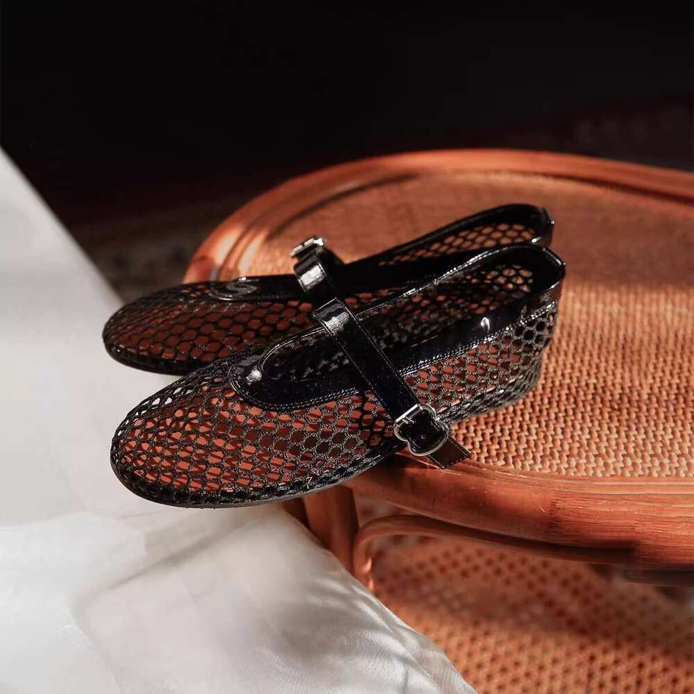 French Style Mesh Breathable Mary Jane Shoes Spring New Shallow Mouth Flat Fishnet Hollow Sandals for Women