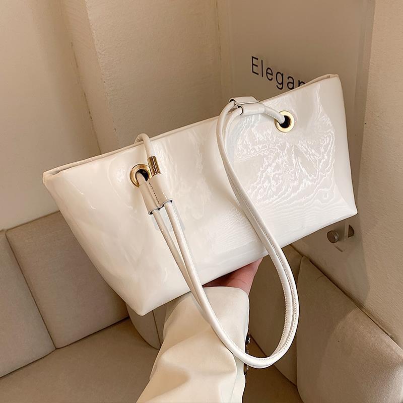 Top quality Brand High Quality New Style Glossy Shoulder Underarm Fashionable High-end Leather Commuter Tote Bag for Women New Free Delivery Designer 