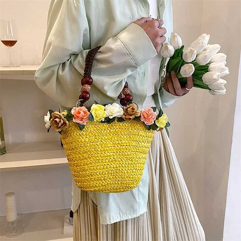 Women Summer Small Tote Purse 3D Flower Woven Handbag Straw Beach Bag Clutch Purse W250527