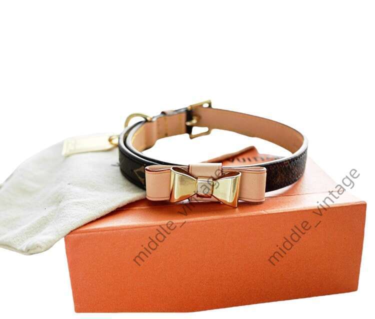 New White Color Designer Pet Genuine Leather Puppy Cowhide Suitable For Small And Medium-sized Fashion Brand Dog Collar Leash Suit With Box