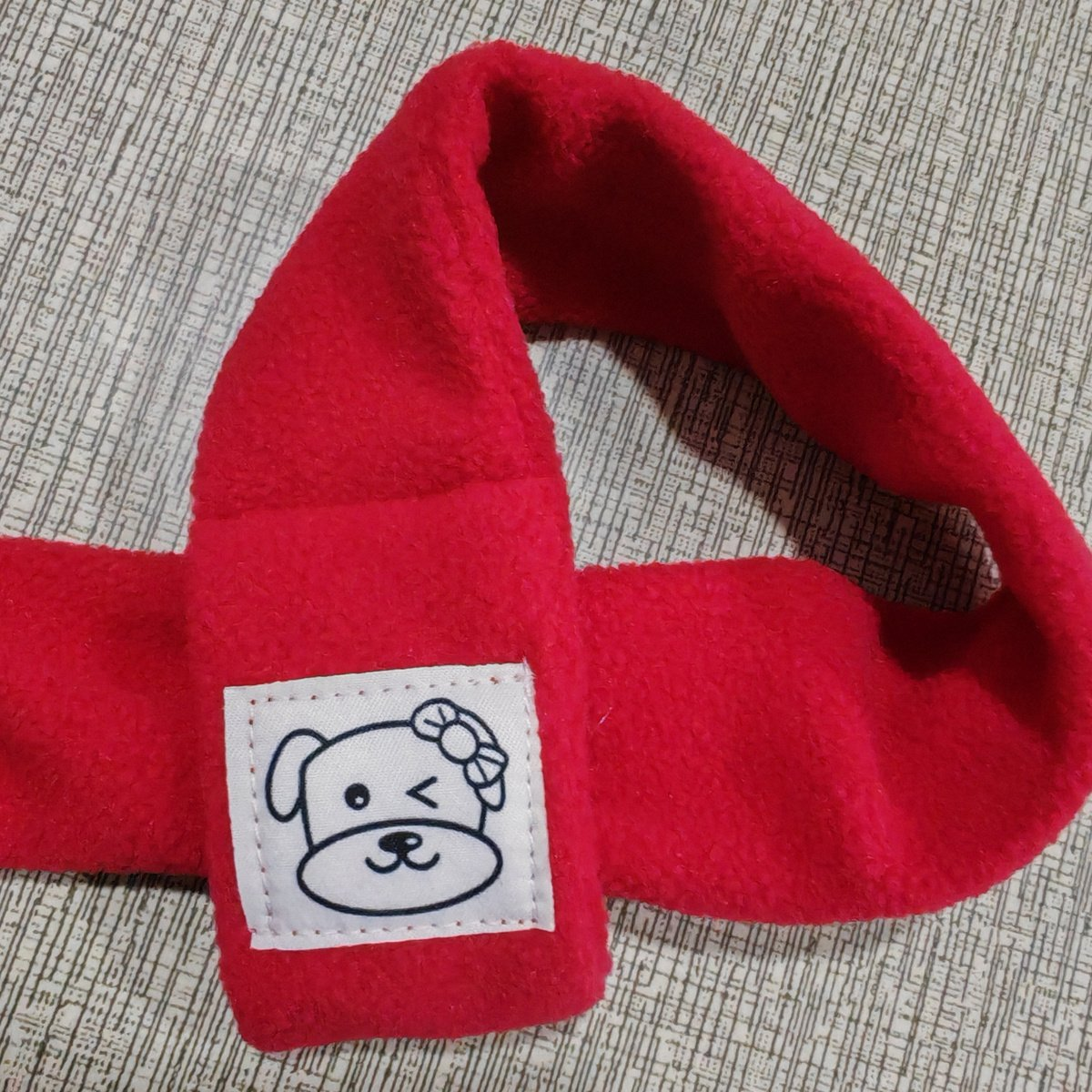 Pet clothing cartoon pattern with scarf base shirt