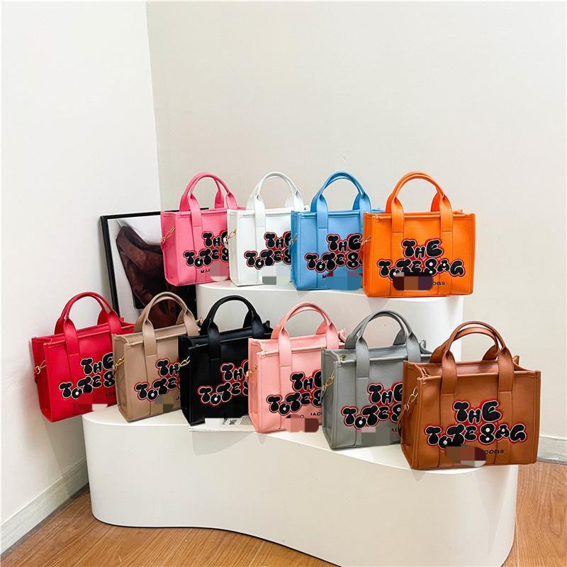High quality brand new free designer bag, fashionable embroidered thread tote bag, 2025 new single shoulder crossbody bag, brand new free designer bag