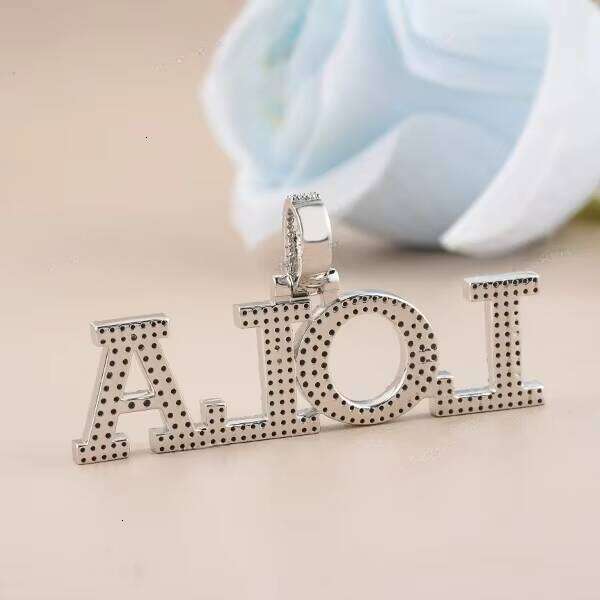 New Latest VVS Moissanite LOLA Customized Hip Hop Letter Pendant GRA Certified Dia Jewelry For Unisex