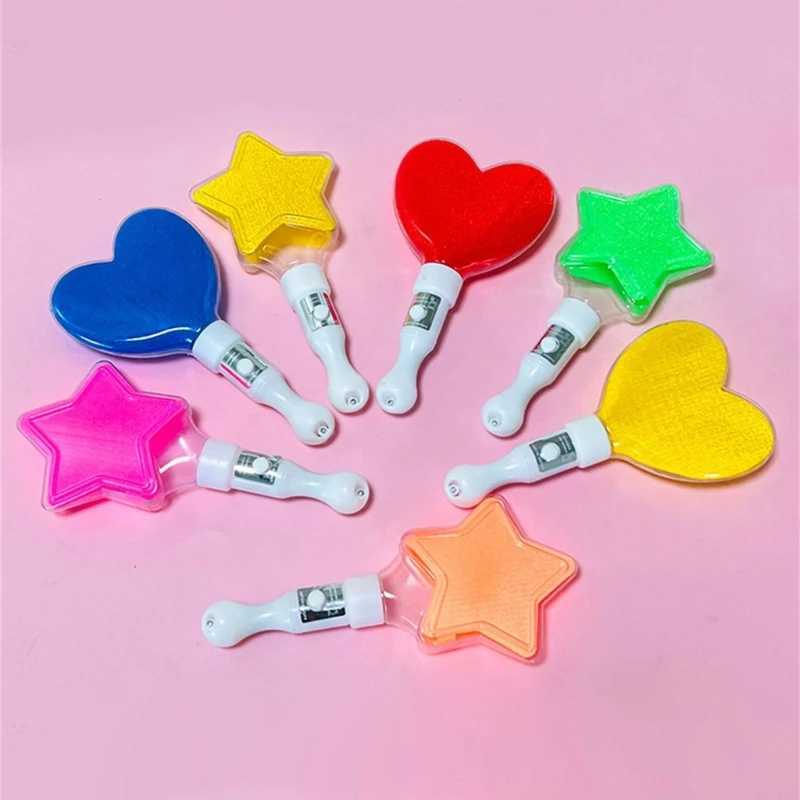 Glow Sticks Light Color Changing Light Mini Heart Lamp Gifts for Interior Livehouse New Year Concert KPOP Luminous Lamp W250528