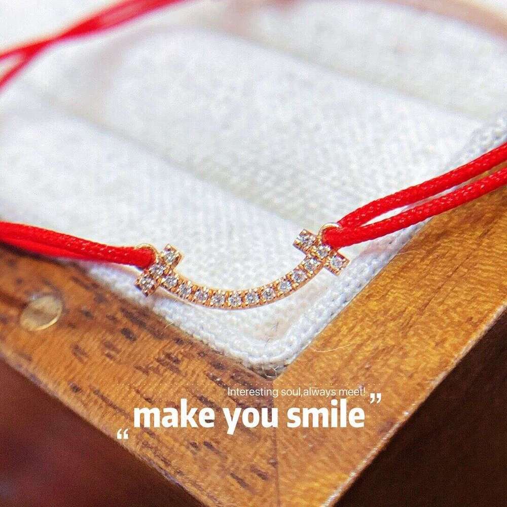 T Brand New Fashion Mini Dia-Studded Small for Women Versatile Trendy Bracelet