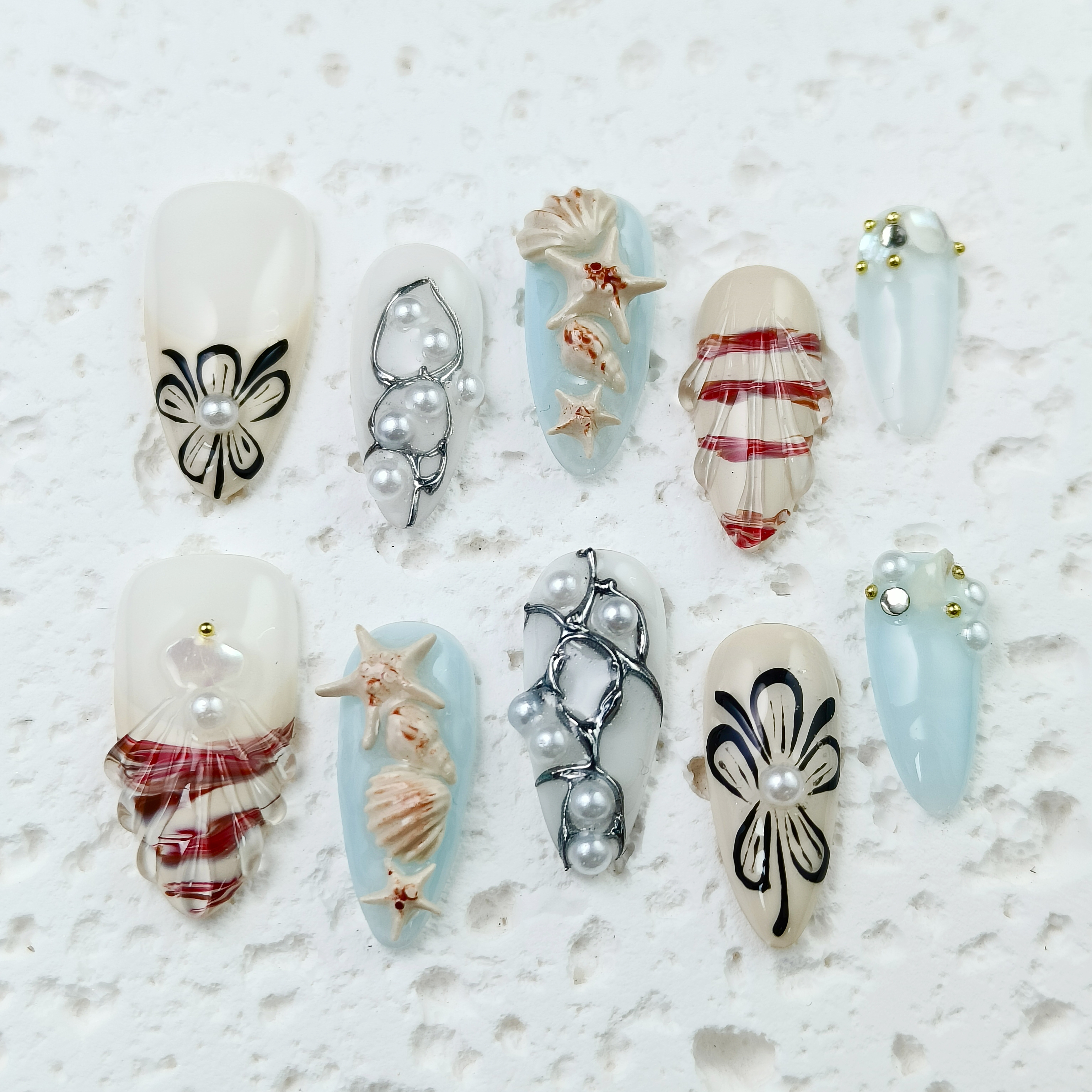 10pcs Ocean series Handmade Press-on nails Medium Almond Nails Bundle 3D Hand drawn Shell Pearl Finished nail stickers Free storage box jelly glue and