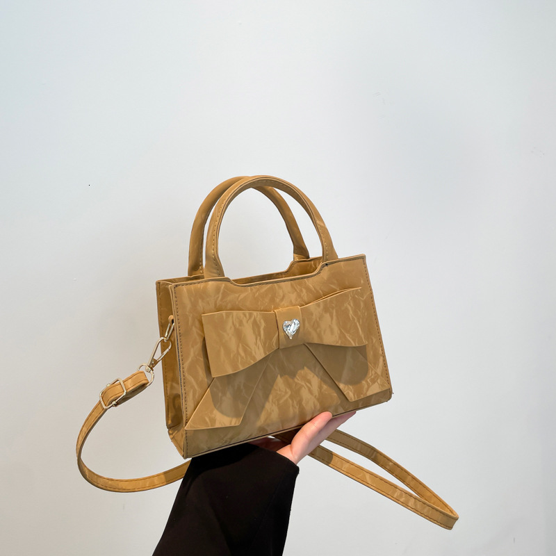 Top Brand High Quality New Style High-end Fashion Handbag with Bowknot Simple Shoulder and Crossbody Bag Versatile Bag for Available New Free Delivery