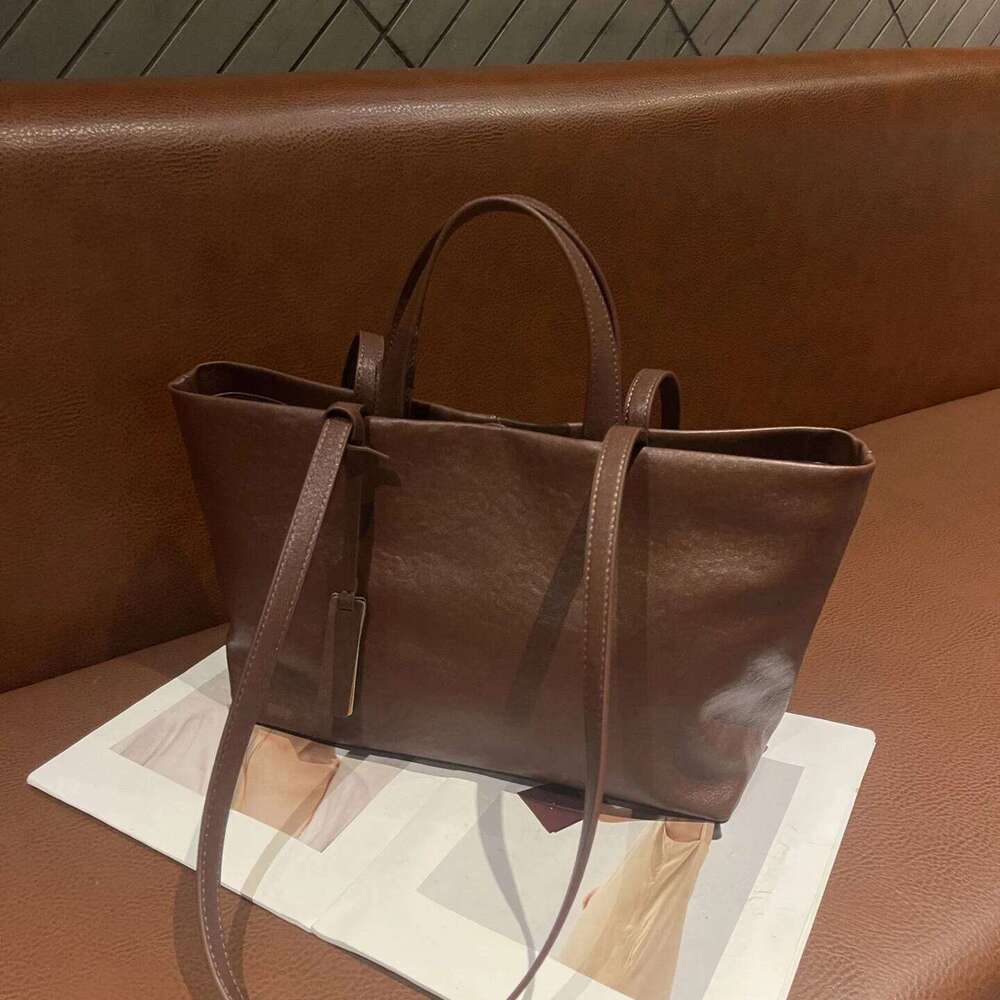 Genuine leather fashion Women's shoulder bag Designer high quality leisure large capacity ladies handbag Female