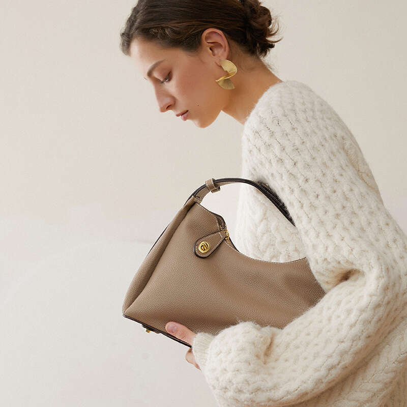 High-End Genuine Leather Women's New Crossbody Shoulder Fashionable Underarm Elegant Ladies' Bag B5