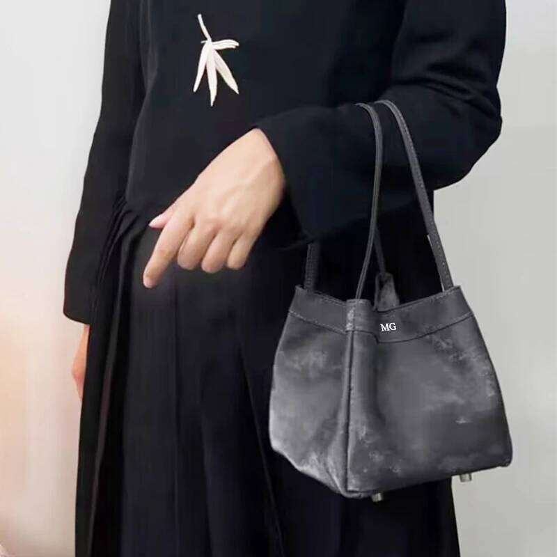 Custom Letters Design Woman Suede Leather Handbag Lady Fashion Silk Brand Shoulder Party Bucket Bag Cross-Body Bags