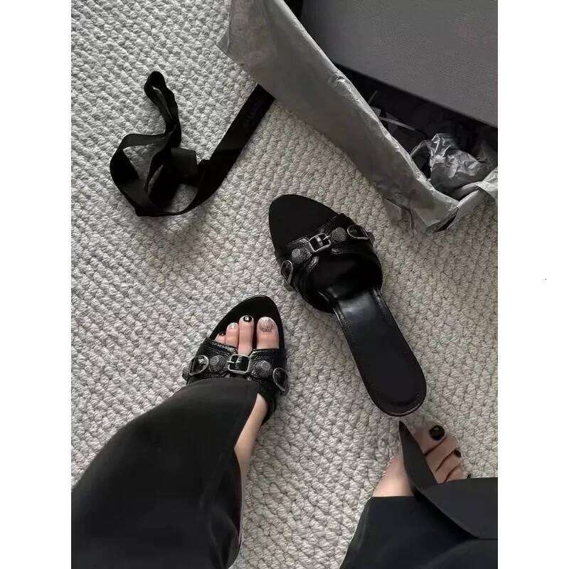 2025 Summer Women's Studded Black Slippers Sexy Spice Punk High Heels Party Shoes