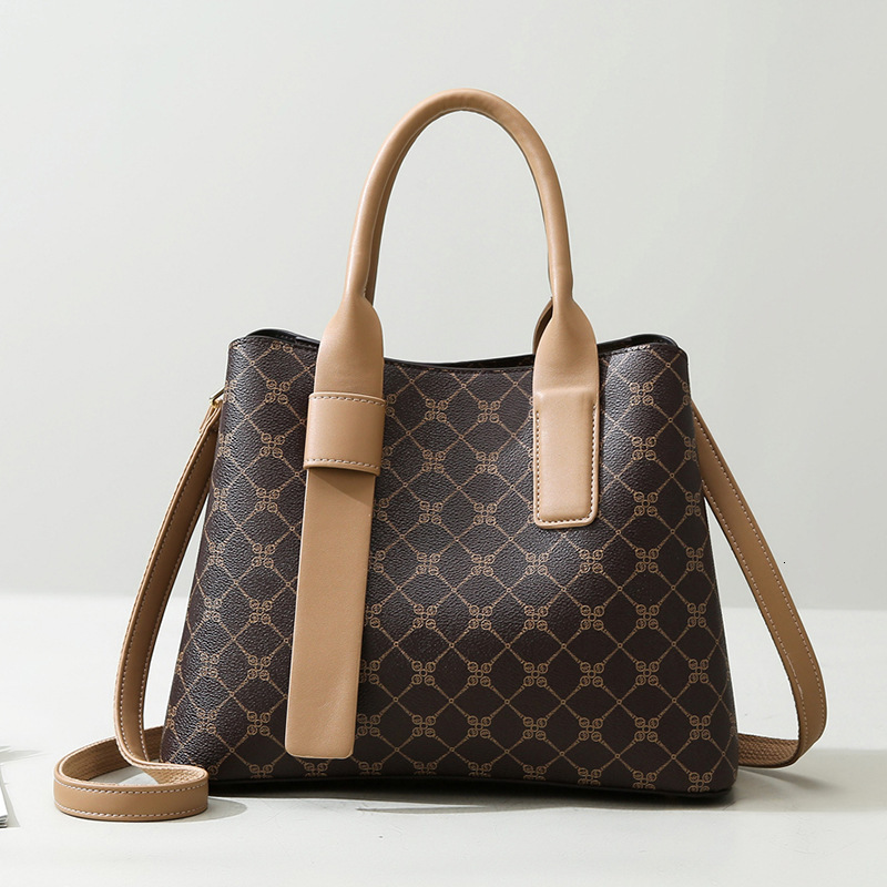 High Quality New Style Women's Bag 2025 New Vintage Handbag Fashionable High-end Crossbody Bag Large Capacity Commuter Tote Bag New Free Delivery