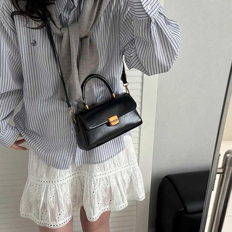Fashion Solid Color Small Handbags Womens Top-handle Bags For Commuting Square Designer Crossbody Shoulder Bag For Gifts Y250528