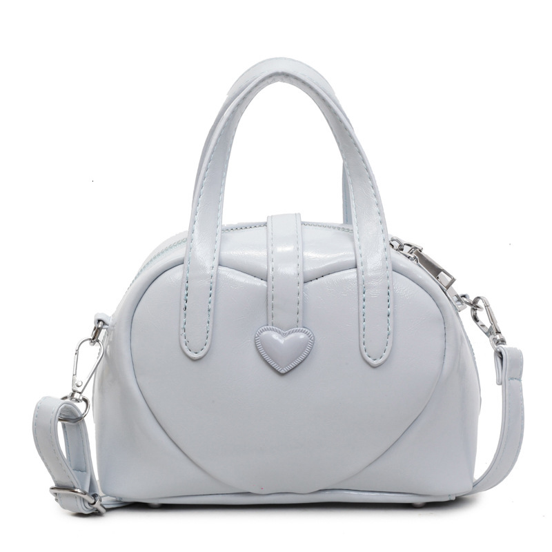2025 New Summer Fashion Women's Bag Premium Texture Handbag Crossbody Bag Casual Single Shoulder Bowling Bag Designer Love Pattern Solid Color Si