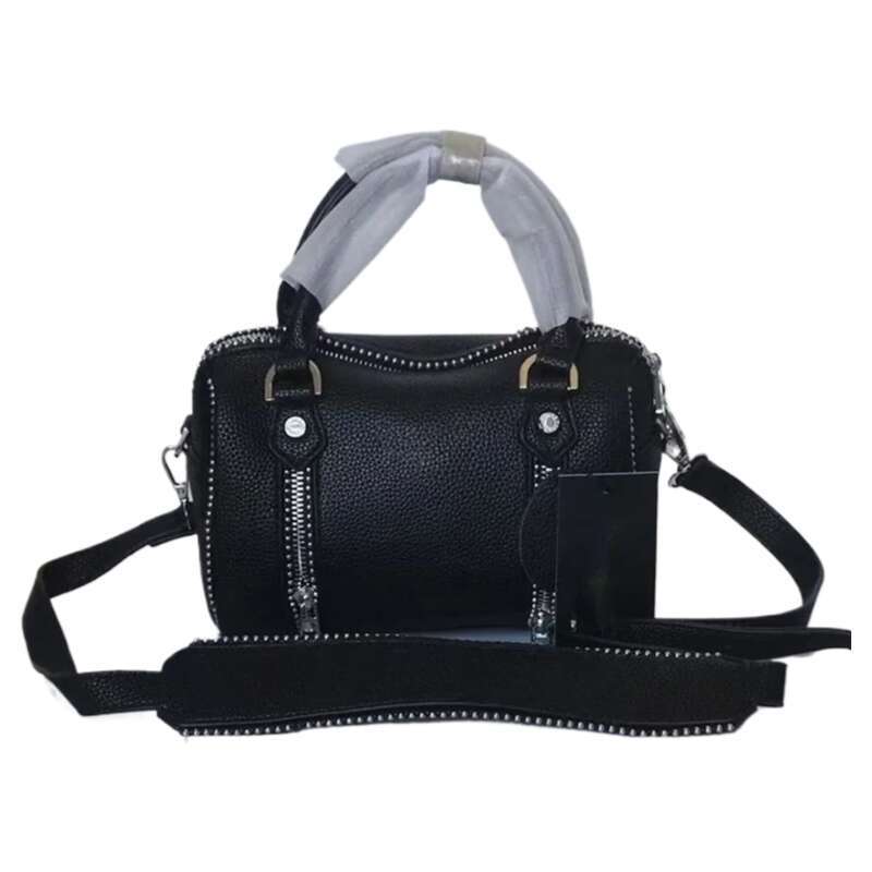New Women Shoulder Design Fashion Ladies Crossbody Black PU Leather Vintage Chain Envelope Bag