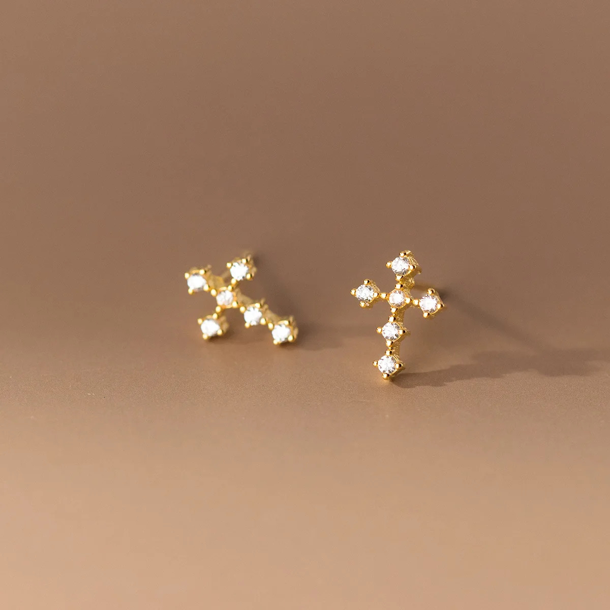 La Monada Cross Zircon Stud Earrings 925 Sterling Silver 925 Religion Personality Silver Earrings For Women Silver Girls Student 250527