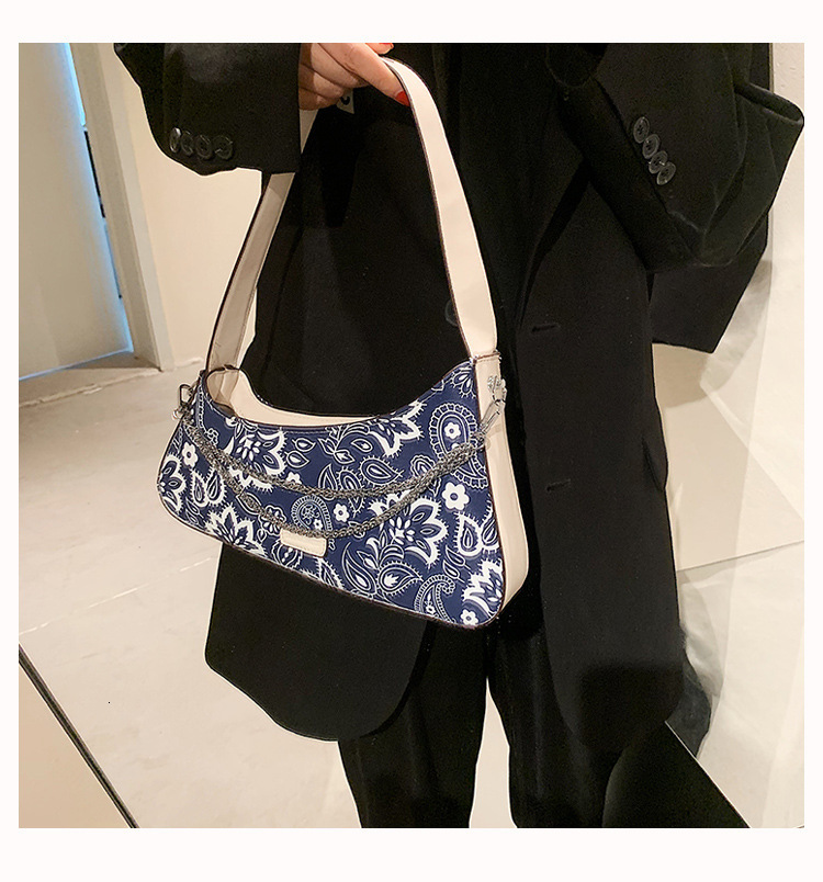Luxury Brand Designer Bag 2021 Autumn Winter New Women's Bag Trendy Fashion Shoulder Bag Simple Stylish Crossbody Bag Underarm Bag Women's B