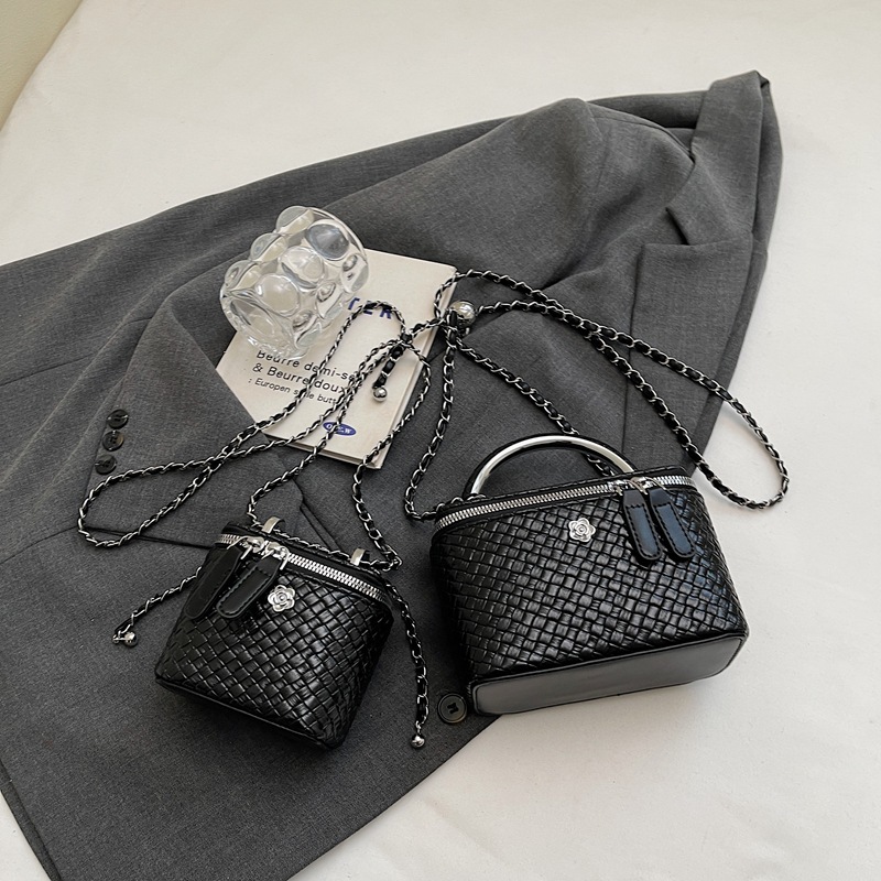 Luxury Brand Designer Bag Xiaoxiangfeng Box Bags Trendy Casual Fashion Chain Weaving Pattern Single Cross Shoulder Handheld Small Square Bag