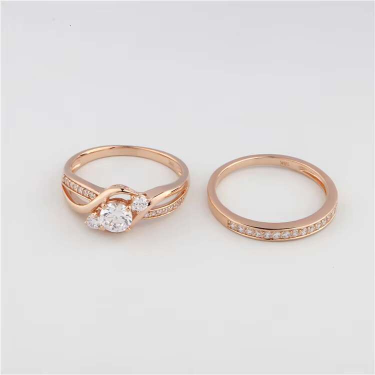 New Arriving 14k Solid Gold Moissanite Engagement Ring