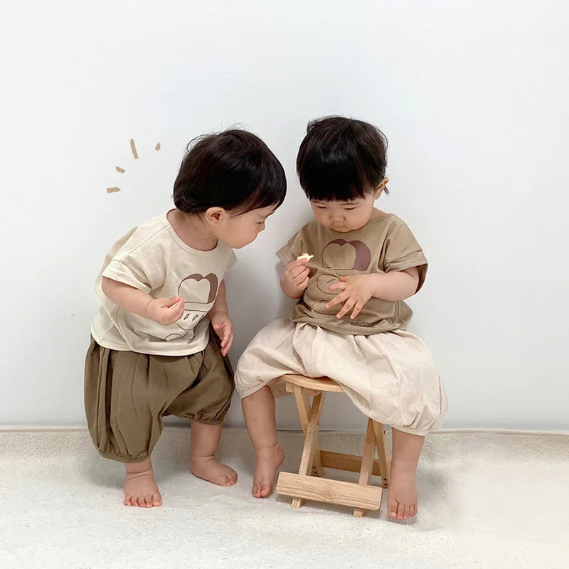 Summer Thin Shortsleeved Tshirt Tops for Boys and Girls Loose Shorts Infants Young Children Childrens Clothing Set 250528