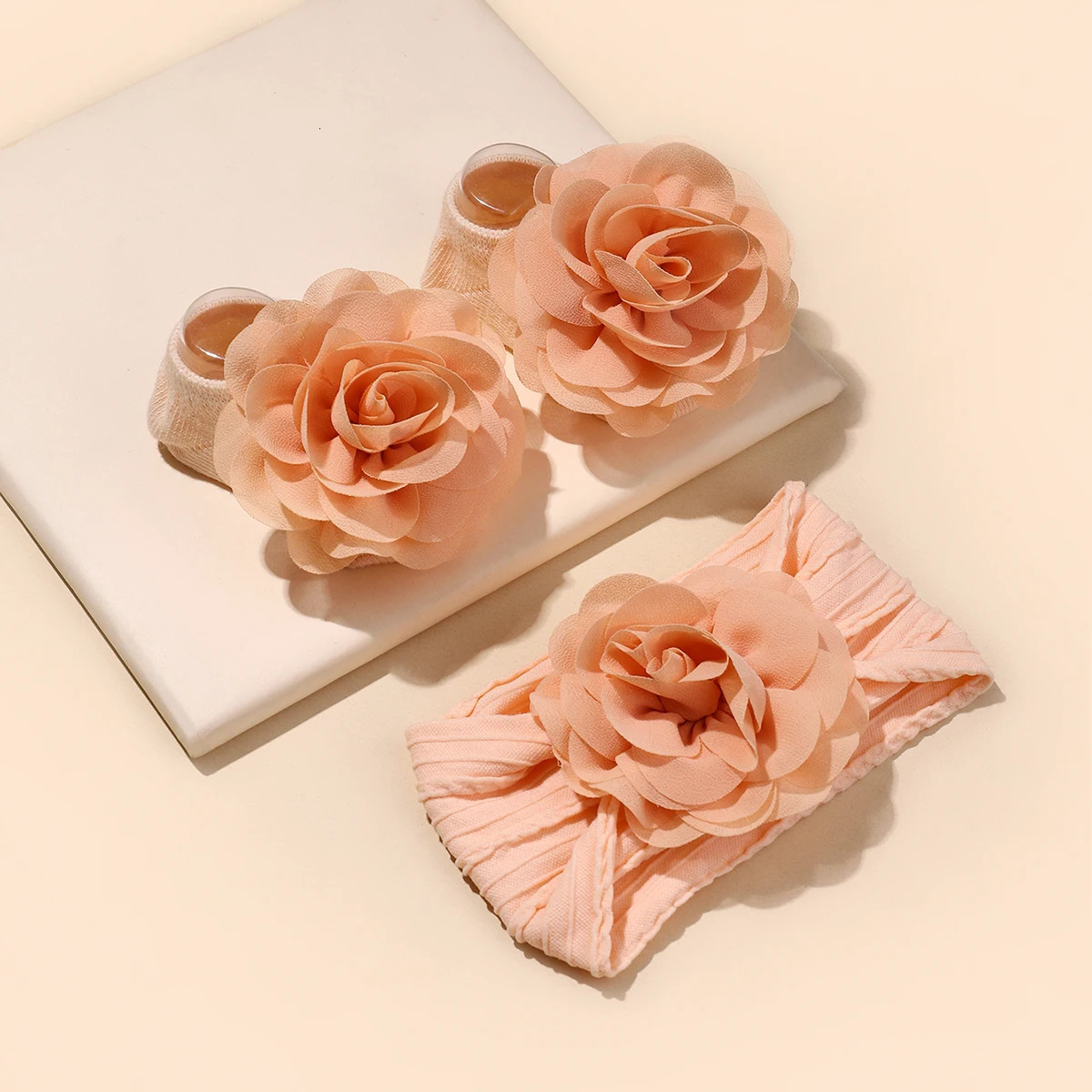 Flower Baby Headband and Socks Set born Girl Soft Nylon Hairband Elastic Floral Turban Short Sock Infant Headwear set 250528