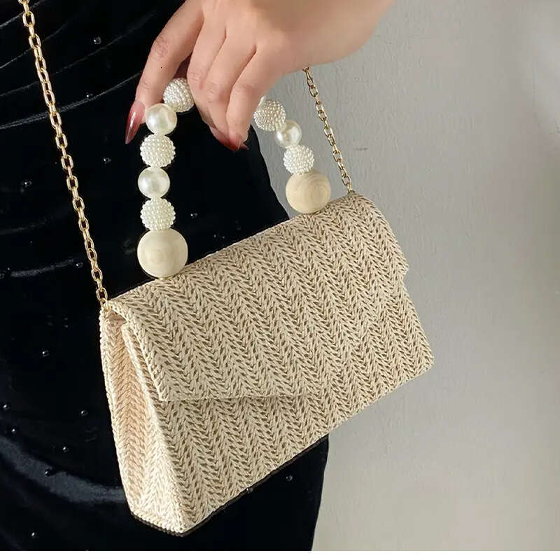 New Evening Straw Woven Handbag Pearl Fresh Style Women's Crossbody Bag High-end Feel