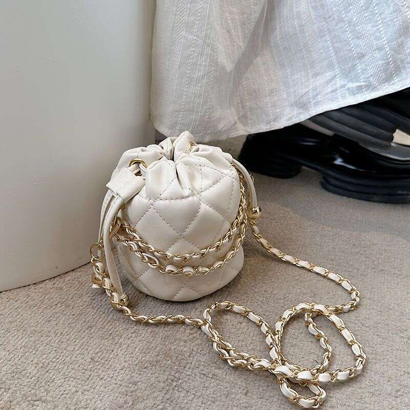 Trendy Niche bag 2023 New Women's Bags Quilted Versatile Chain Crossbody bag Mini Bucket Bag