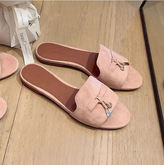 Free shipping designer Hot selling summer womens shoes womens slippers leather flat slide sandals designer brand anti slip flip up womens slippers