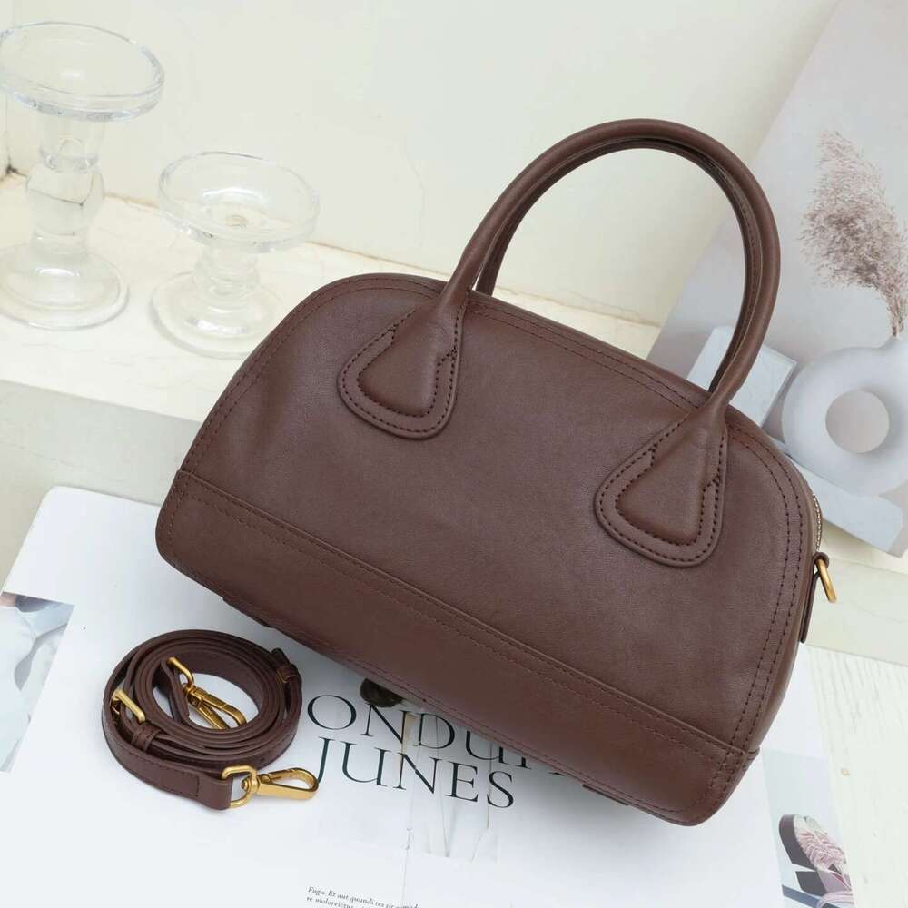 Retro Fashion Genuine Leather Ladies Shoulder Crossbody Bags Designer Large Capacity High Quality Handbag Cowhide