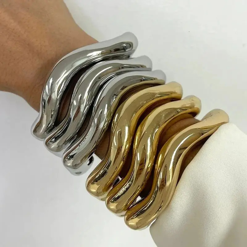 DIEZI 2pcs/set Exaggerated Hip Hop Irregular Bangles Bracelets Punk Gold Silver Color Geometric Bangles For Women Men Jewelry 250522