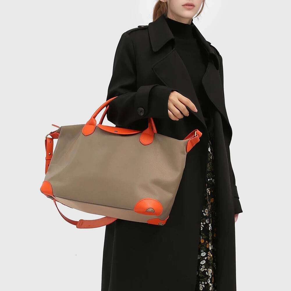 Women's Nylon Foldable Dumpling Classic Tote Design Large Capacity Waterproof Storage Fashion Commuter Bag