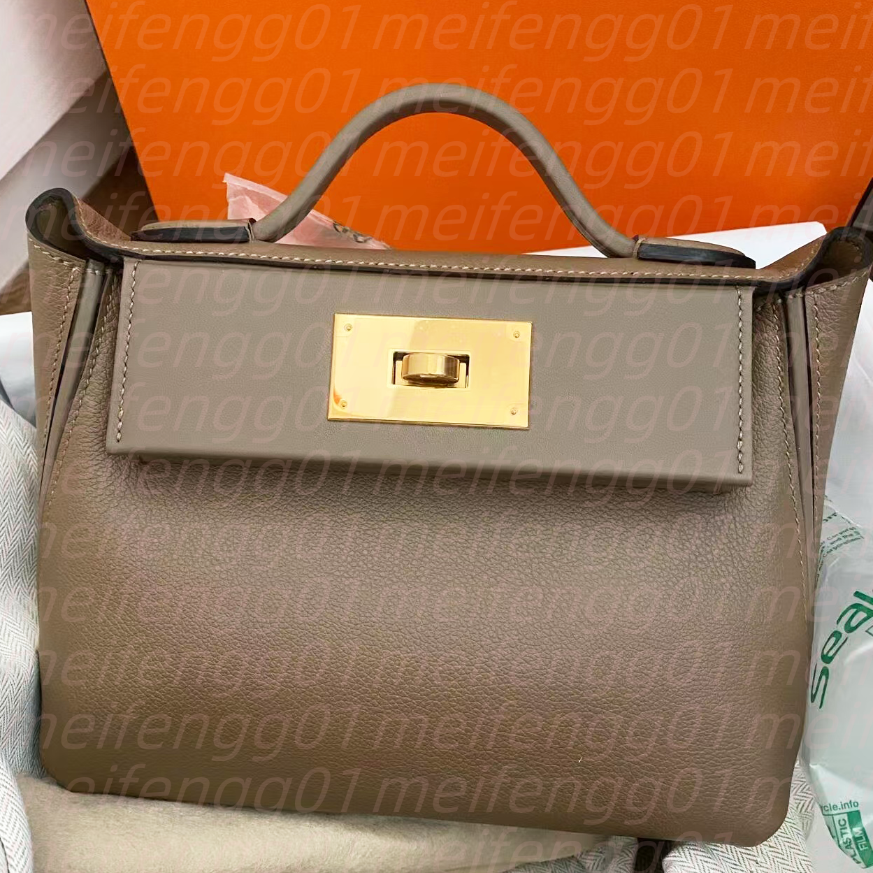 Womens designer bag man tote 10A quality Crossbody Leather 2424 mini bag Luxury handbag hasp Clutch outdoor pochette bags fashion Shoulder satchel Evening bags