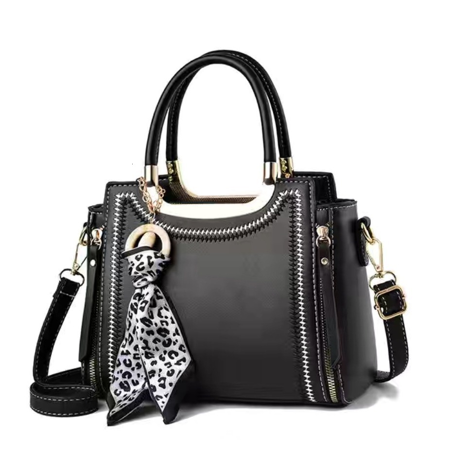 High quality brand, new high-quality free designer bag, new fashionable handbag, shoulder bag, crossbody bag, scarf, love bag, brand new free designer