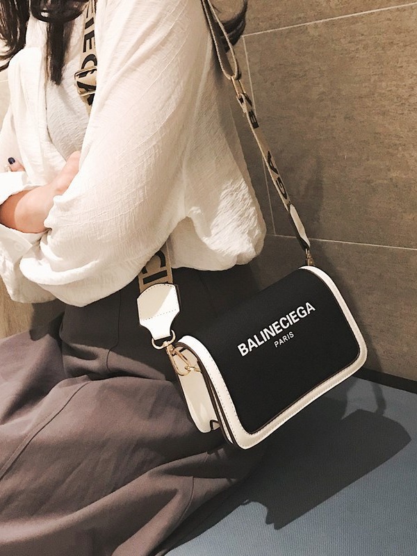 Designer Bag Luxury Bag Free Shipping Shoulder Bag Designer Women S Small Square New Letter Simple And Fashionable Single Shoulder Crossbody