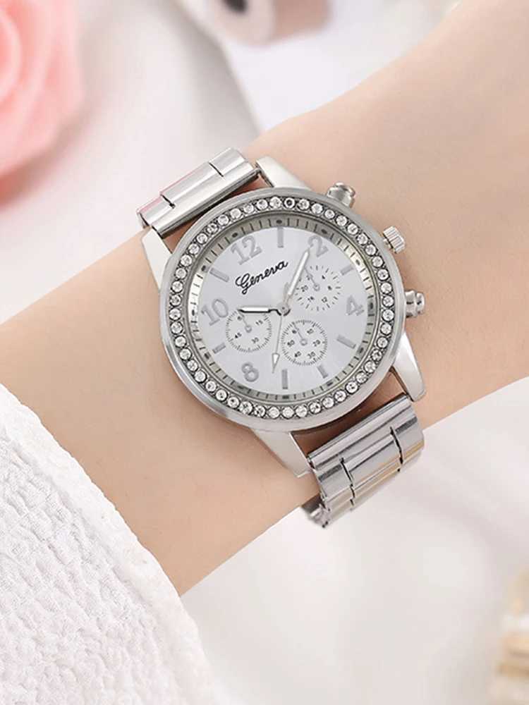 6pcs Fashionable and Versatile WOMENS Quartz Watch with Diamond Inlay Bracelet Necklace Earrings Ring SetXJ250527