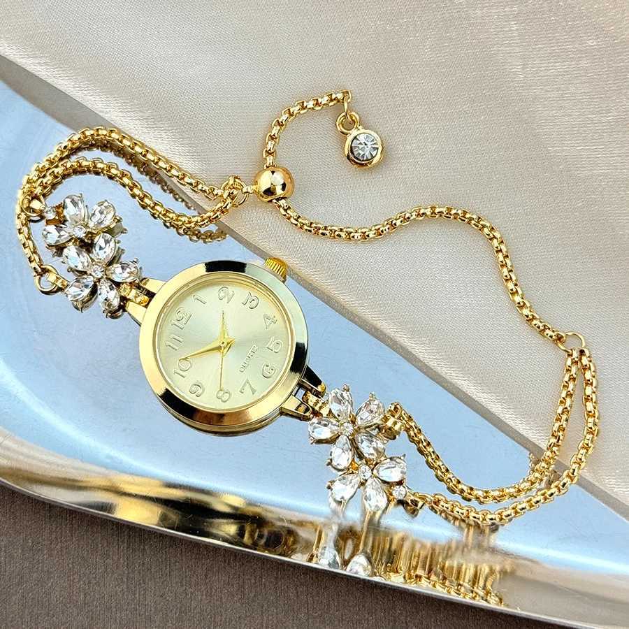 Live burst new diamond set flowers color diamond simple fashion pull bracelet watch womens watchXJ250527