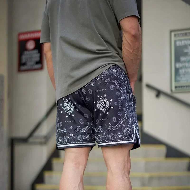 Mesh New Mens 2025 Gym Running Fashion Fitness Quick Dry Breathable Drawstring Loose Decal Casual Shorts X250528