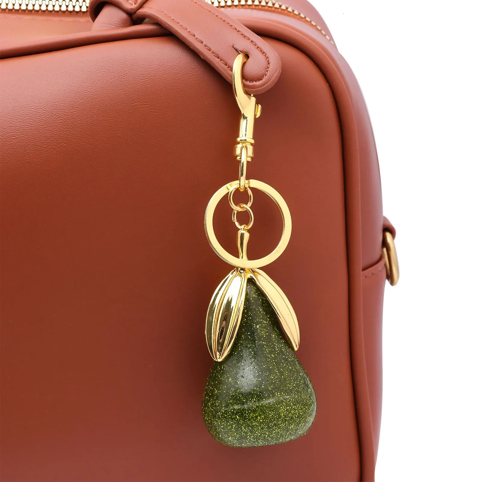 Pear Bag Charm Keychain Exquisite Green Yellow Pear Fruit Key Chain For Women Bag Purse Pendant Accessories Gift 250527