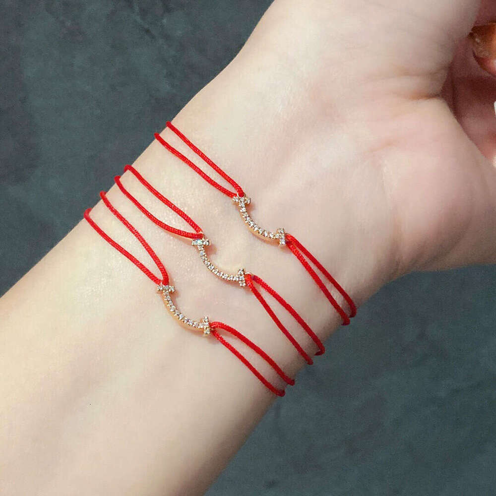 T Brand New Fashion Mini Dia-Studded Small for Women Versatile Trendy Bracelet