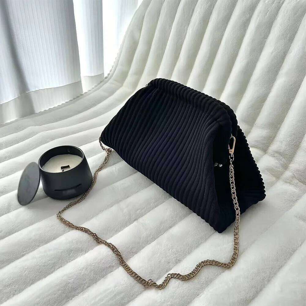 Women Corduroy Evening Purse Large Capacity Soft Clutch Handbag Chain Strap Chic Hobo Trendy Sling Bag