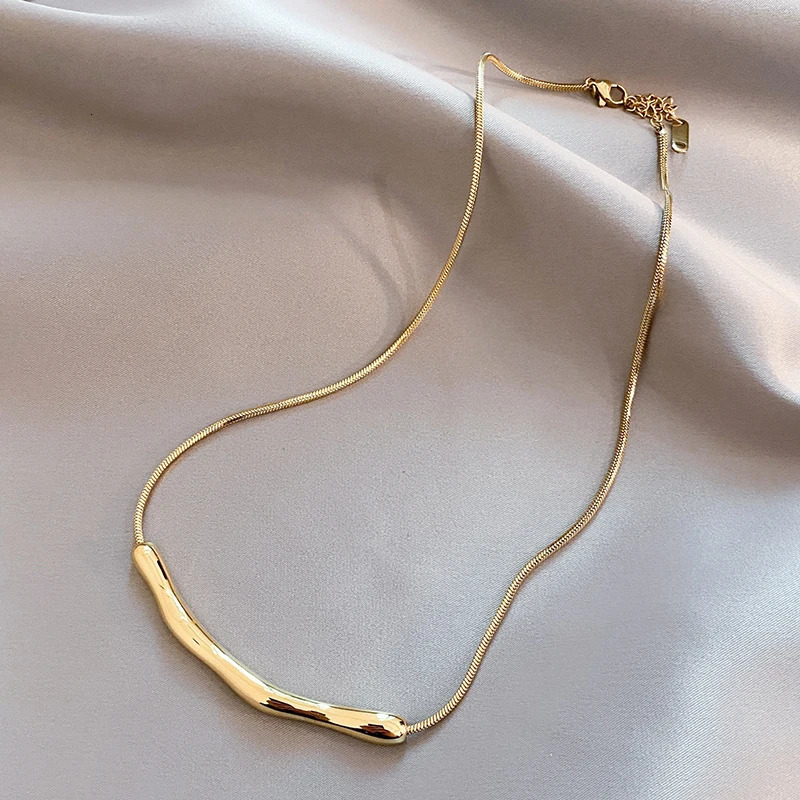 European and American Fashion Simple Stainless steel Gold Color Collarbone Chain For Womens Short Necklaces Jewelry 250519
