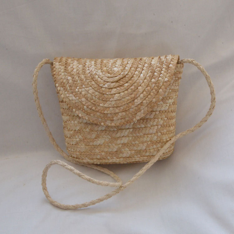 New Spring and Summer Women's Bag, Fashionable and Simple Straw Woven Beach Bag, Casual Trend Designer Straw Woven Bag, Outdoor Travel and Play B