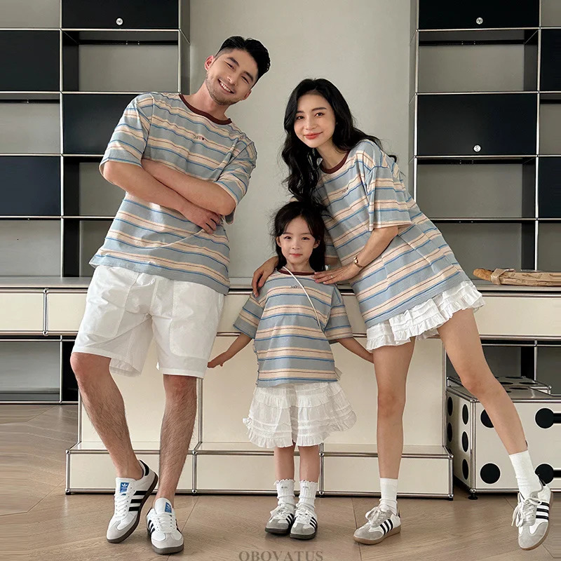 Family Look Summer Clothing Set Father Mother and Kids Matching Outfits Fashion Streetwear Parents Child Family Clothes Suit 250528