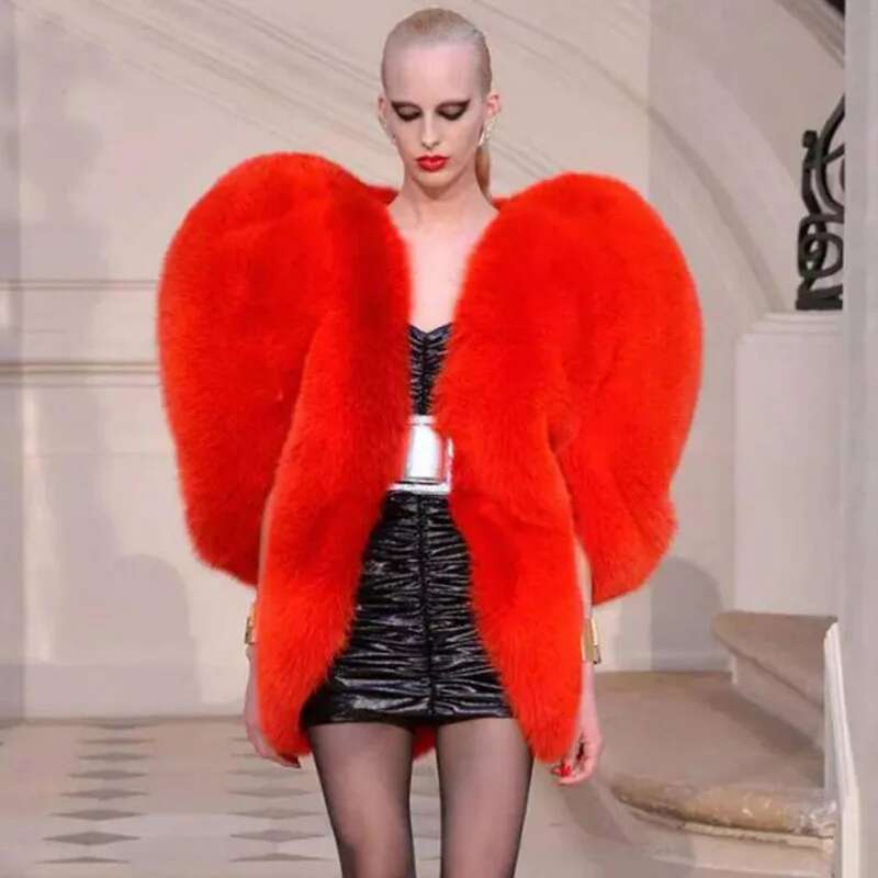 Imitation Red Love 3D Heart Shaped Shawl Faux Fox Fur Warm Coat 2024 Autumn/winter Fashion Women Clothing High Quality