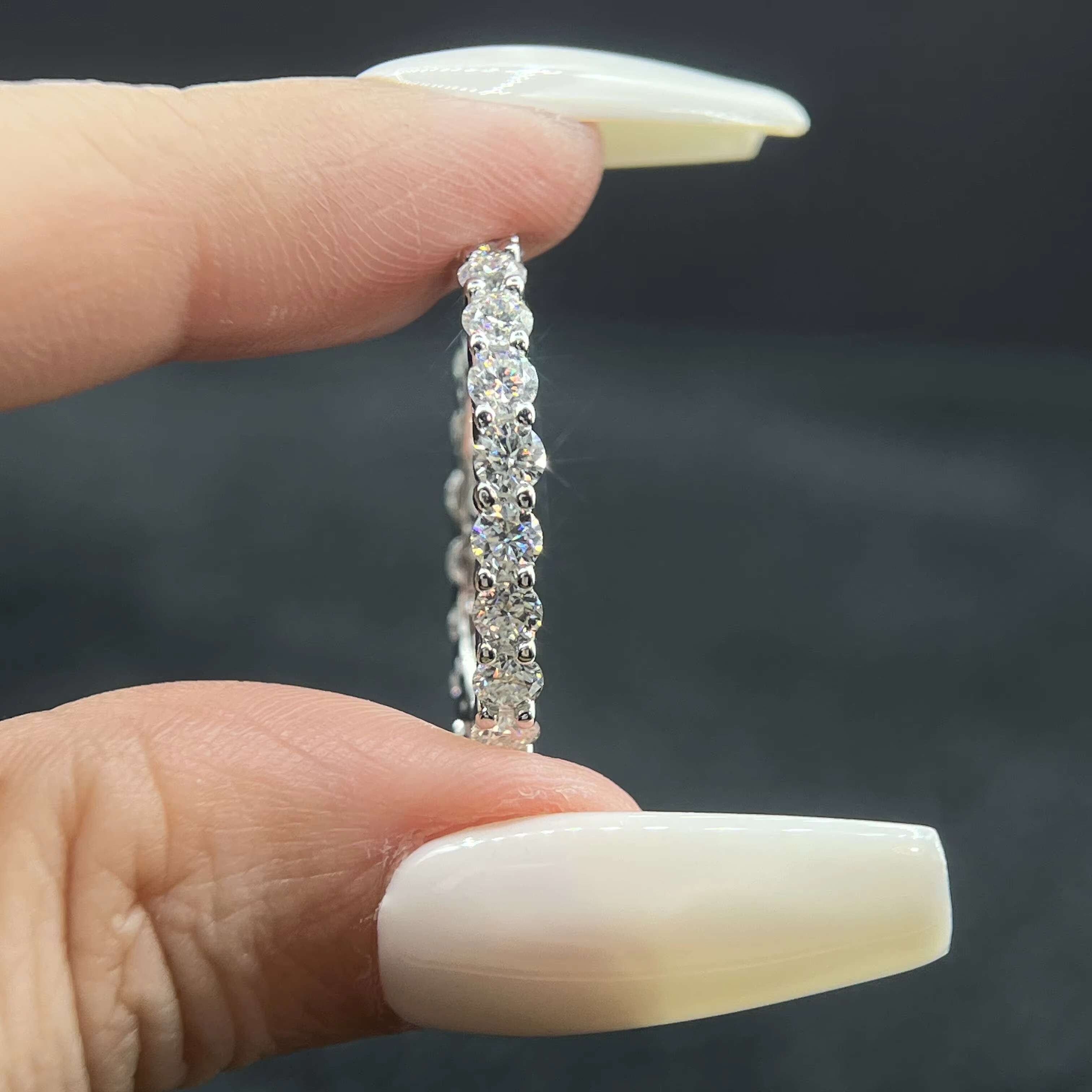 Luxury 2 3mm D Color VVS Full Moissanite Gemstone S925 Sterling Silver Engagement Eternity Band Ring for Women Wedding Jewelry