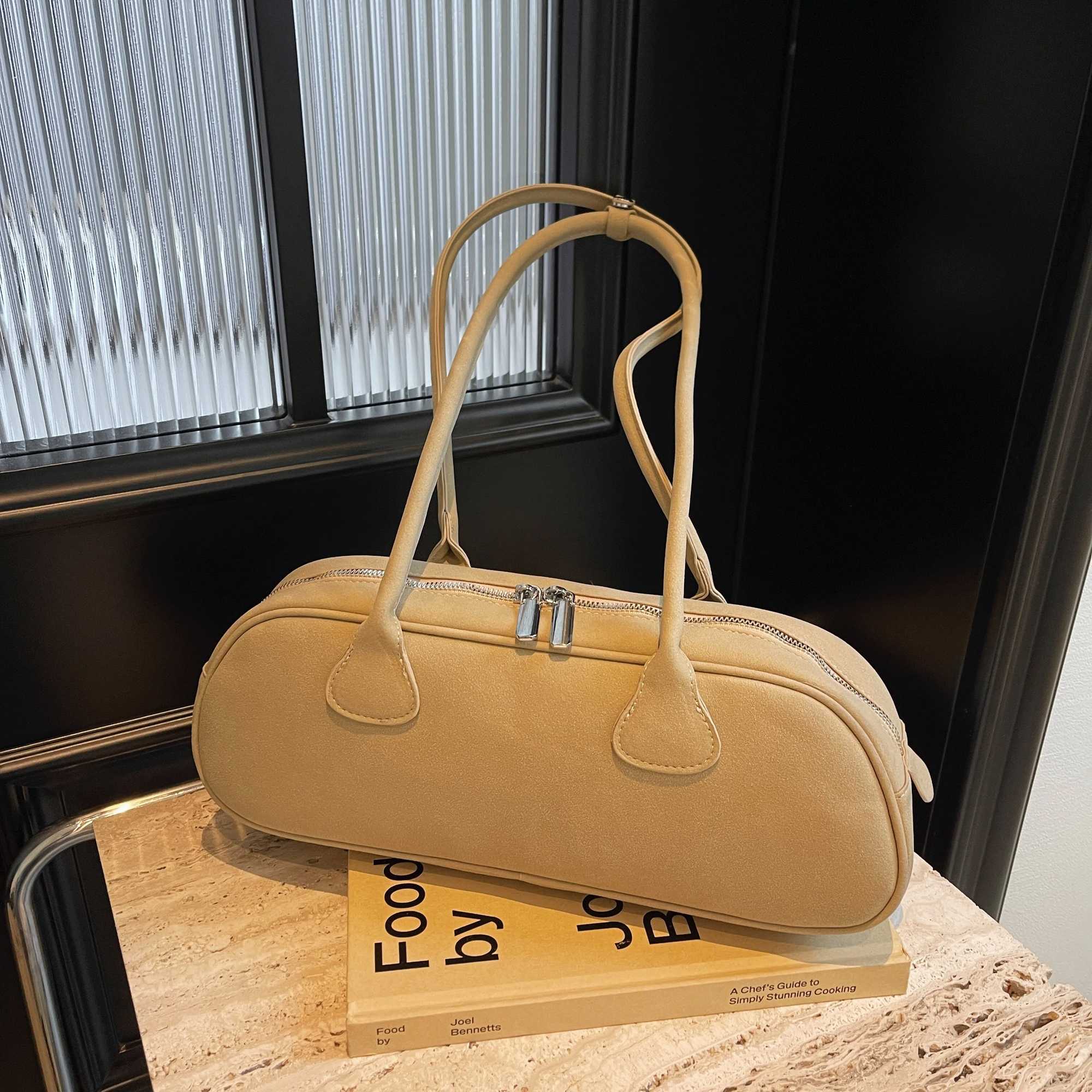 Retro Frosted Fashion Baguette High Comfort Simple Casual Handheld Shoulder Bag Y250528