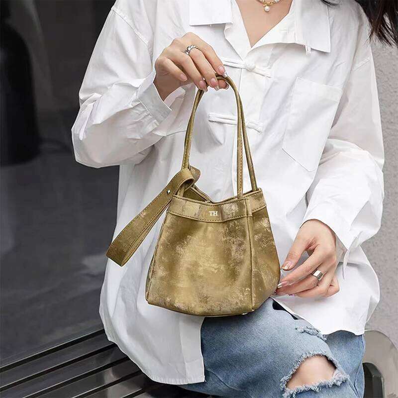 Custom Letters Design Woman Suede Leather Handbag Lady Fashion Silk Brand Shoulder Party Bucket Bag Cross-Body Bags