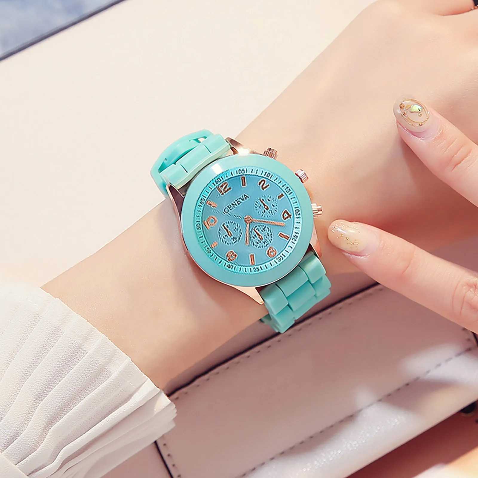 Fashion Women Watches White Silicone Jelly Quartz Watch Ladies Dress Wristwatch Gifts for Girls Relogio Feminino Reloj Mujer XJ250527